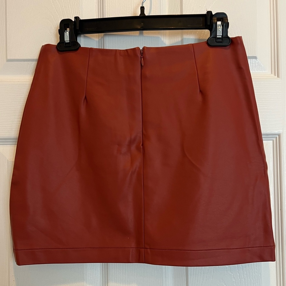 NWOT Forever 21 Button-Front Mini Skirt - Picture 4 of 7
